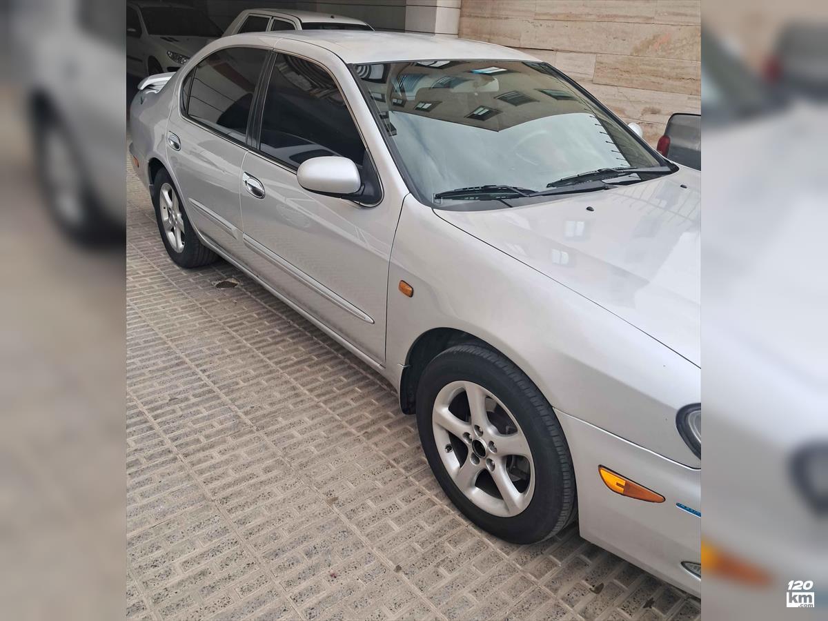 فروش نیسان ماکسیما ۱۳۸۵ نقره ای چند لکه رنگ کرج شاهین ویلا (۱۳ دی ۱۴۰۴)