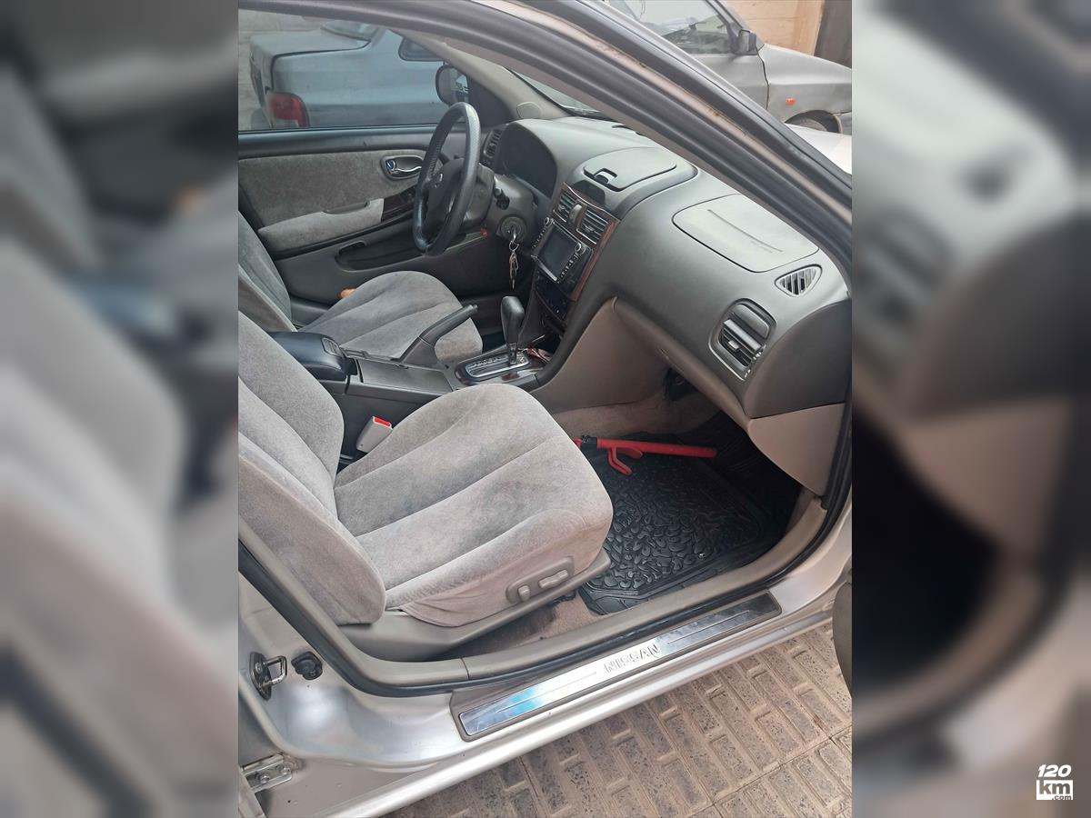 فروش نیسان ماکسیما ۱۳۸۵ نقره ای چند لکه رنگ کرج شاهین ویلا (۱۳ دی ۱۴۰۴)