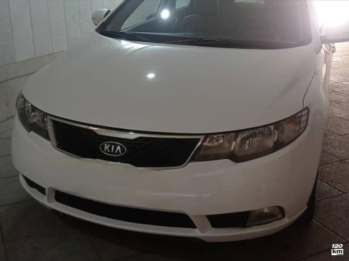 فروش کیا سراتو 2000cc ۱۳۹۵ سفید بدون رنگ اصفهان مشتاق (۱۴ دی ۱۴۰۴)