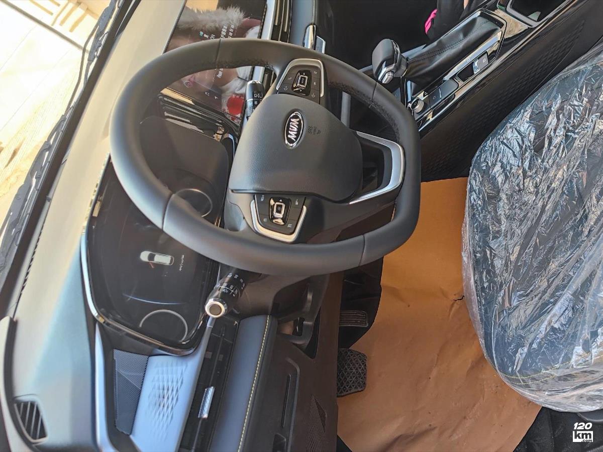 فروش ام وی ام X33 S ۱۴۰۴ صفر سفید بدون رنگ تهران قرچک (۲۱ دی ۱۴۰۴)