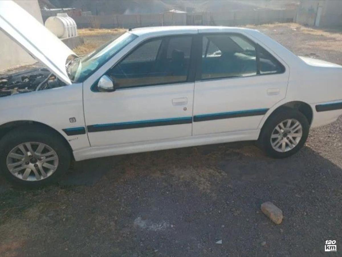 فروش پژو پارس سال ۱۳۹۶ سفید تصادفی قزوین (۲۱ دی ۱۴۰۴)