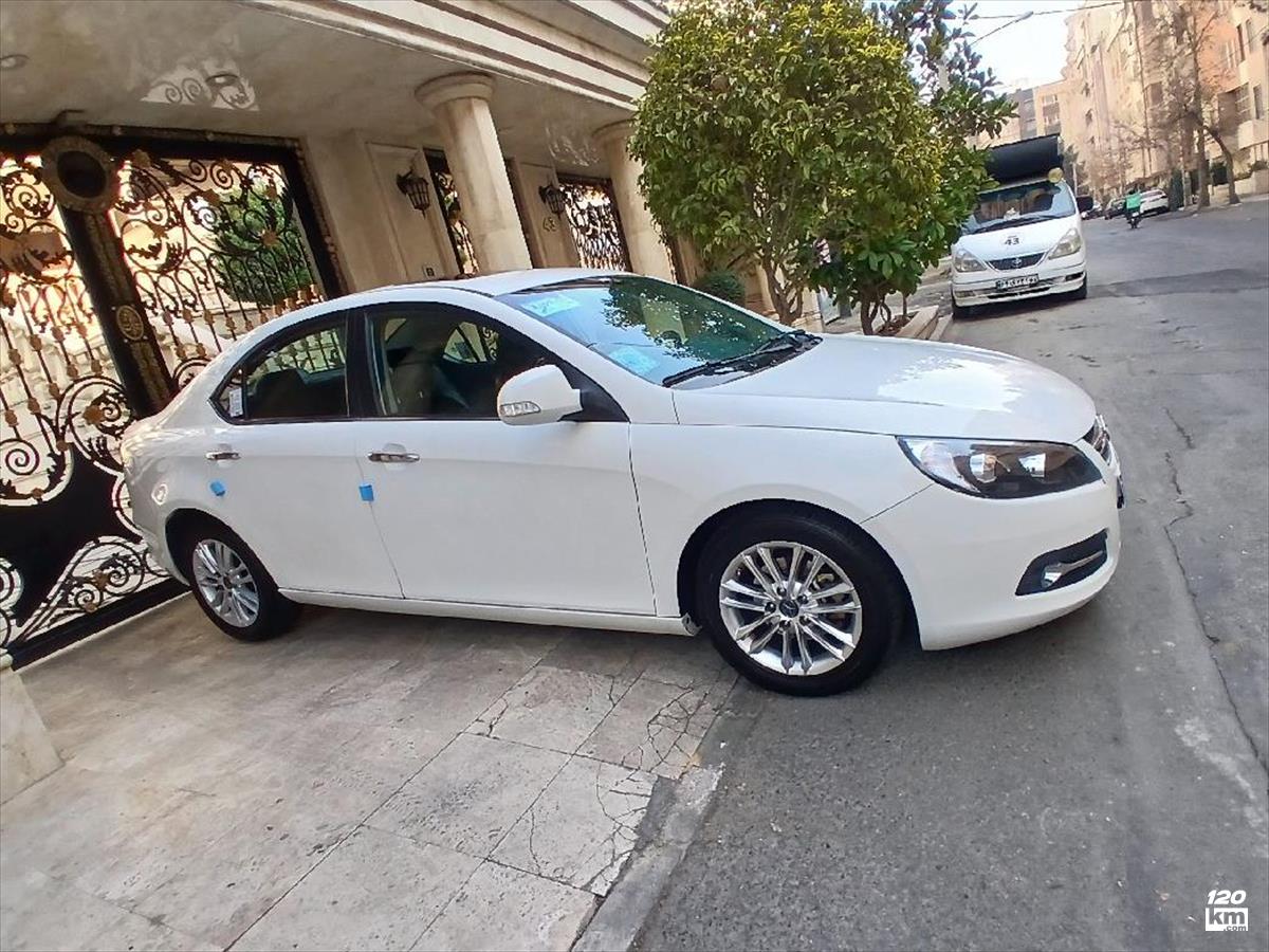 فروش جک جی 5 1.8 ۱۳۹۴ سفید یک لکه رنگ کرج عظیمیه (۲۱ دی ۱۴۰۴)