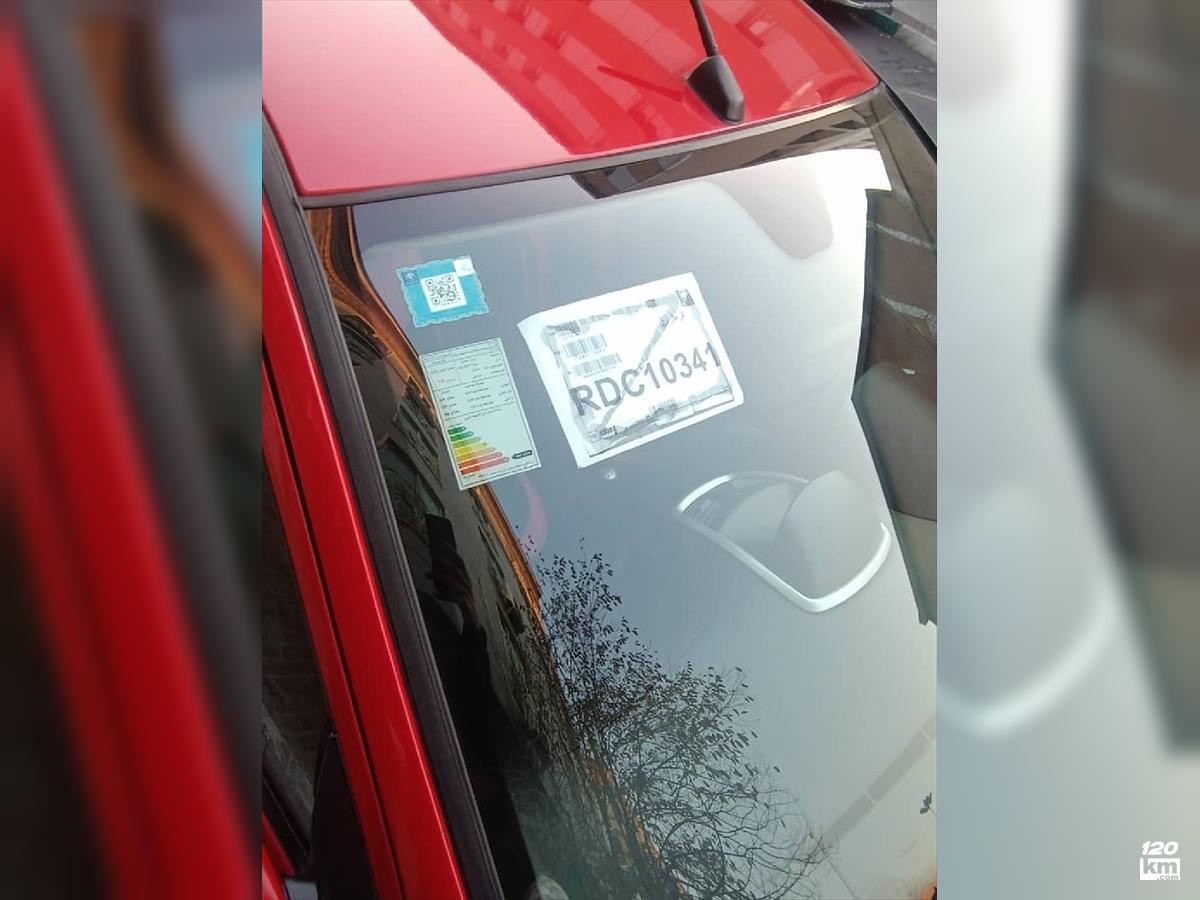 فروش پژو 207 ۱۴۰۳ (کم کارکرد) قرمز یک لکه رنگ تهران شهرک اکباتان (۲۲ دی ۱۴۰۴)