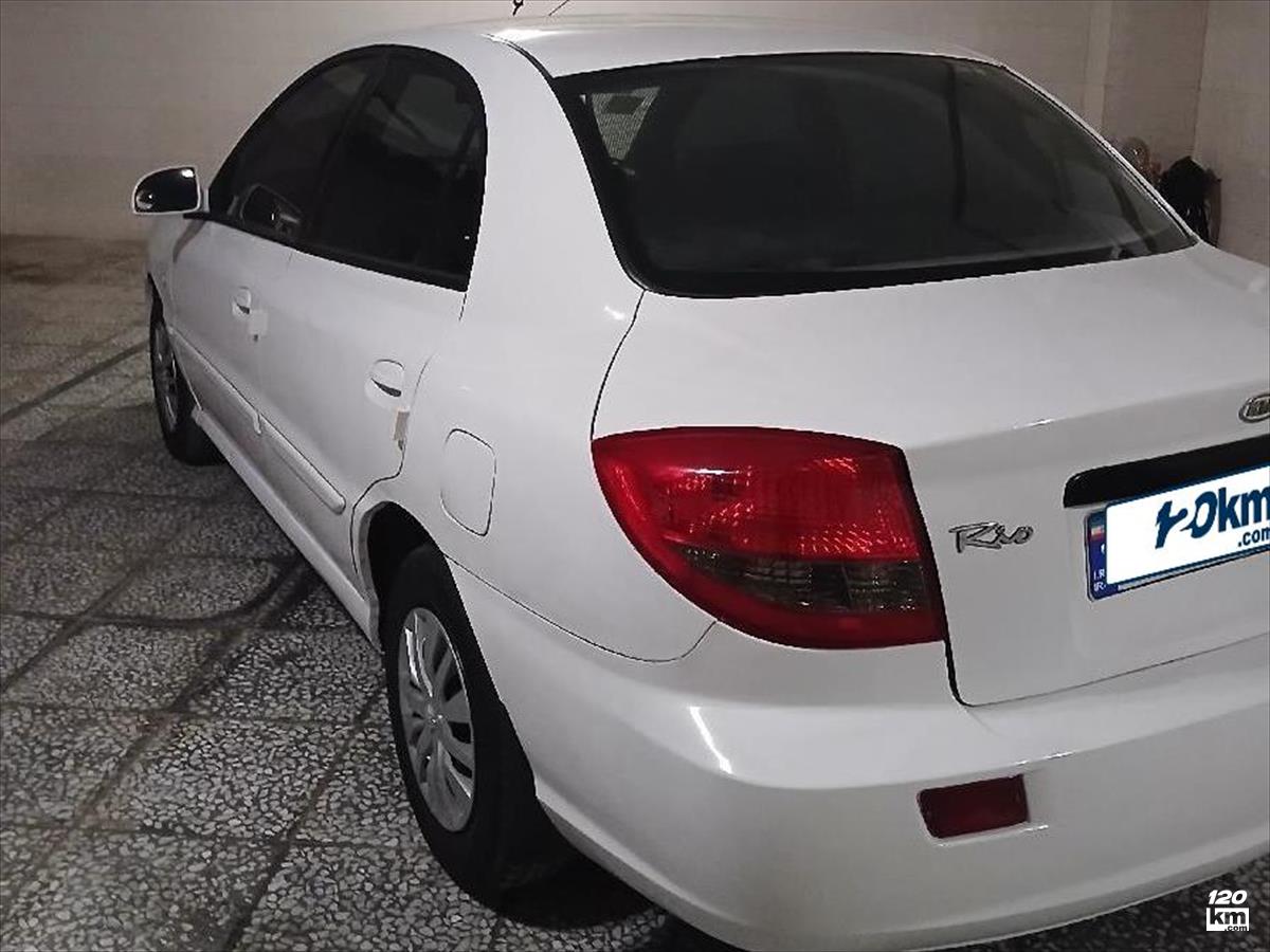 فروش کیا ریو ۱۳۸۷ سفید یک لکه رنگ تهران شهریار (۲۲ دی ۱۴۰۴)