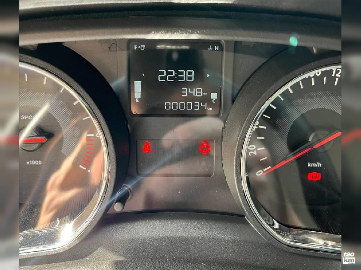 فروش تارا ۱۴۰۴ صفر سفید بدون رنگ تهران خزانه (۲۲ دی ۱۴۰۴)