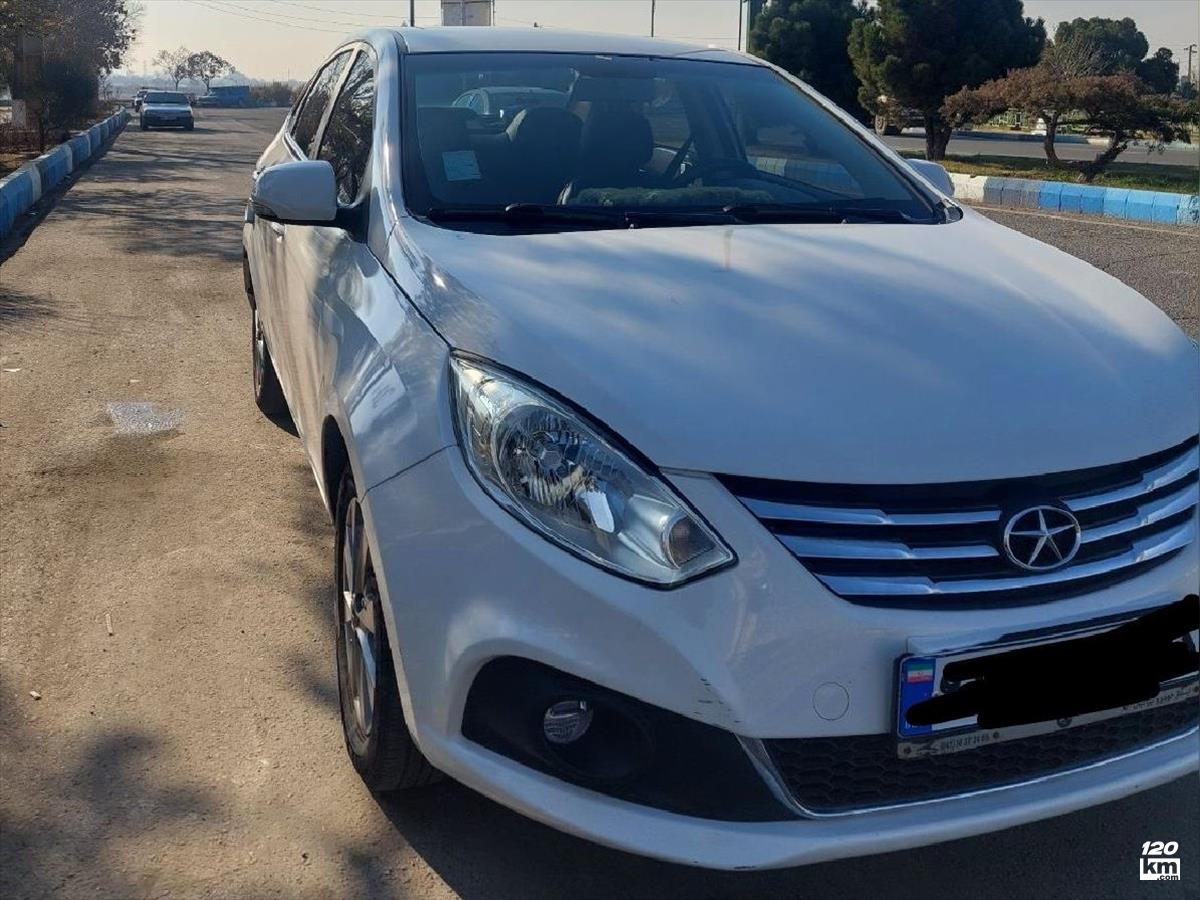 فروش جک جی 4 ۱۴۰۳ سفید بدون رنگ تبریز میدان آذربایجان (۲۴ دی ۱۴۰۴)