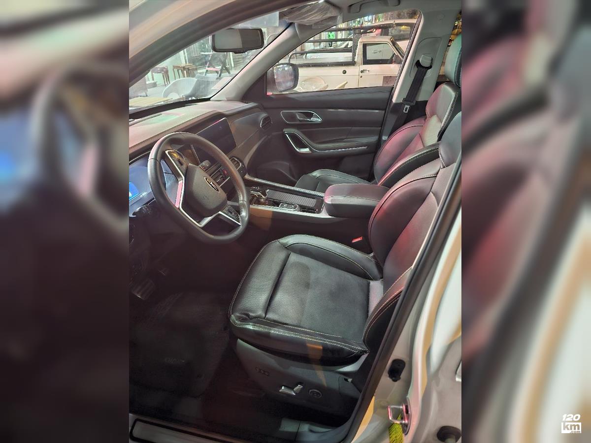 فروش کی ام سی K7 ۱۴۰۲ (کم کارکرد) سفید بدون رنگ تهران تهرانپارس غربی (۲۴ دی ۱۴۰۴)