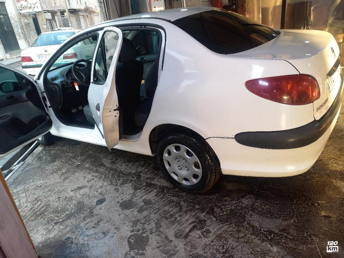 فروش پژو 206 SD V8 ۱۳۹۸ سفید یک لکه رنگ تهران اسلامشهر (۲۴ دی ۱۴۰۴)