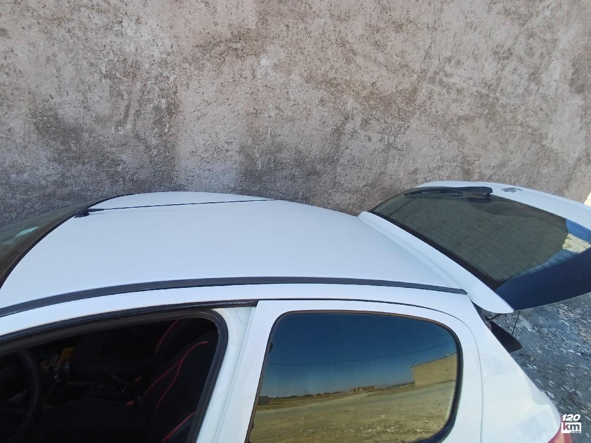 فروش پژو 206 تیپ 5 ۱۳۹۳ سفید چند لکه رنگ مرکزی خمین (۲۵ دی ۱۴۰۴)