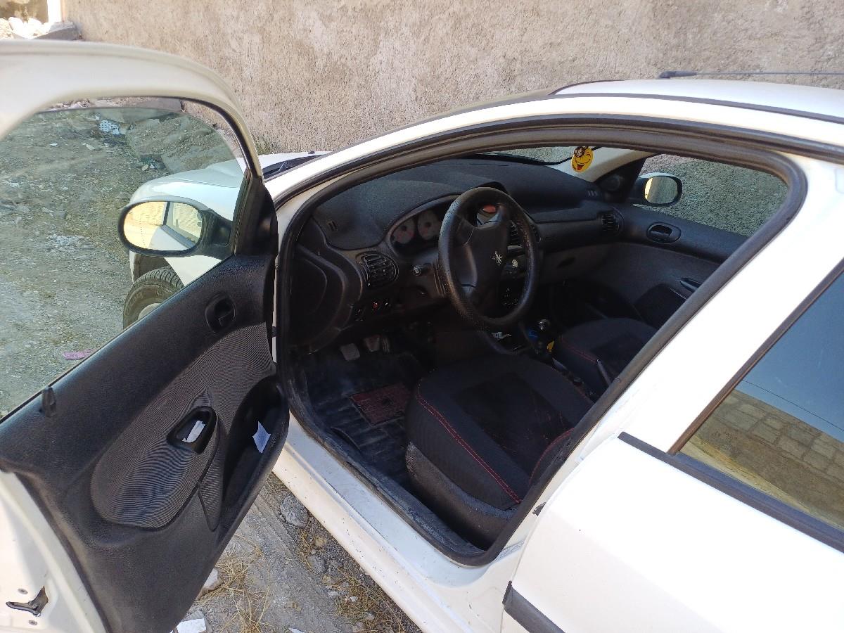 فروش پژو 206 تیپ 5 ۱۳۹۳ سفید چند لکه رنگ مرکزی خمین (۲۵ دی ۱۴۰۴)