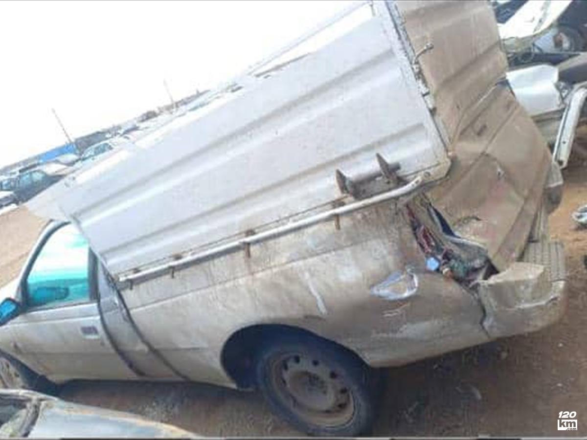 فروش وانت آریسان ۱۳۹۵ دوگانه سوز سفید تصادفی اصفهان فولاد شهر (۲۶ دی ۱۴۰۴)