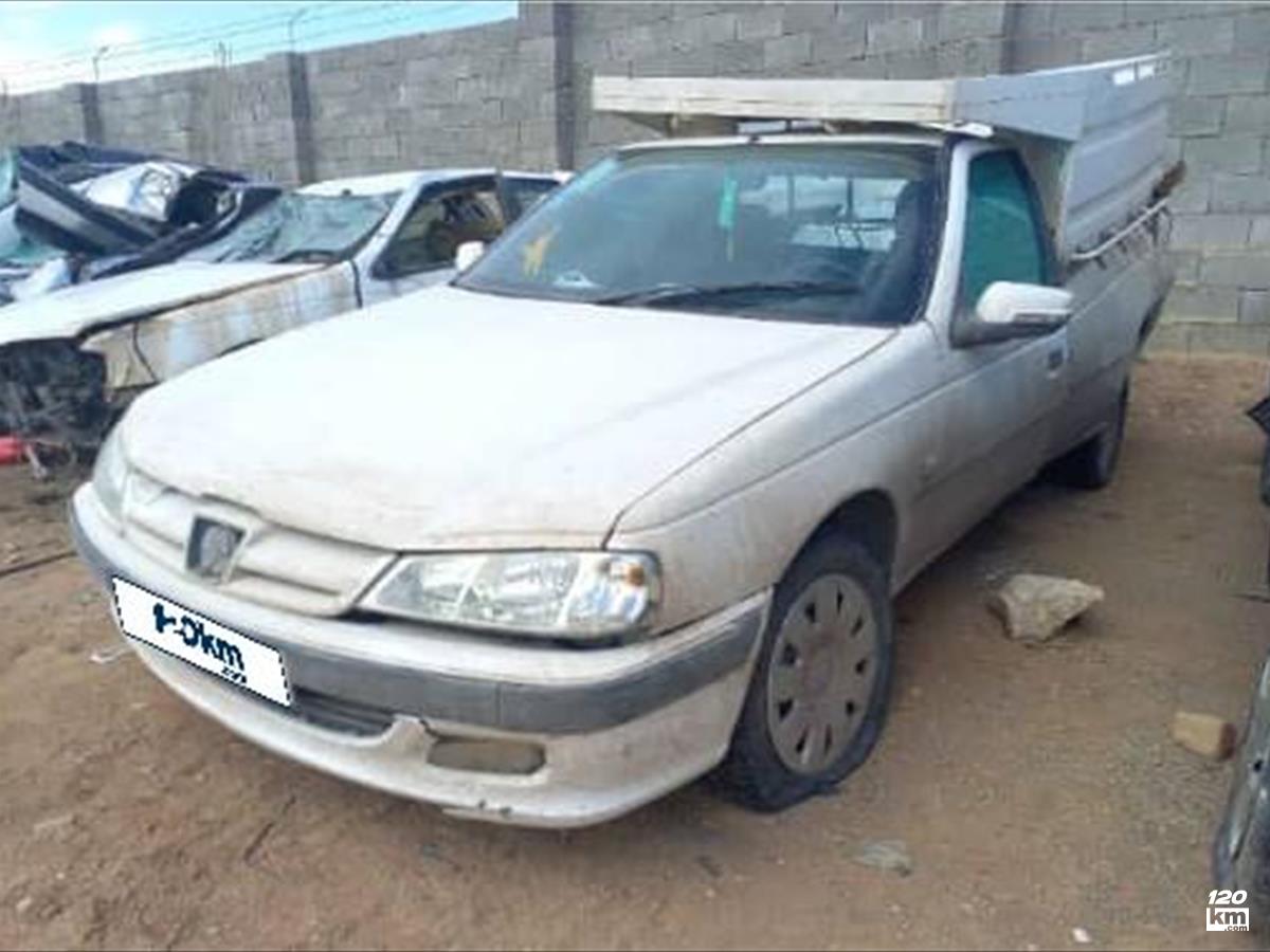 فروش وانت آریسان ۱۳۹۵ دوگانه سوز سفید تصادفی اصفهان فولاد شهر (۲۶ دی ۱۴۰۴)