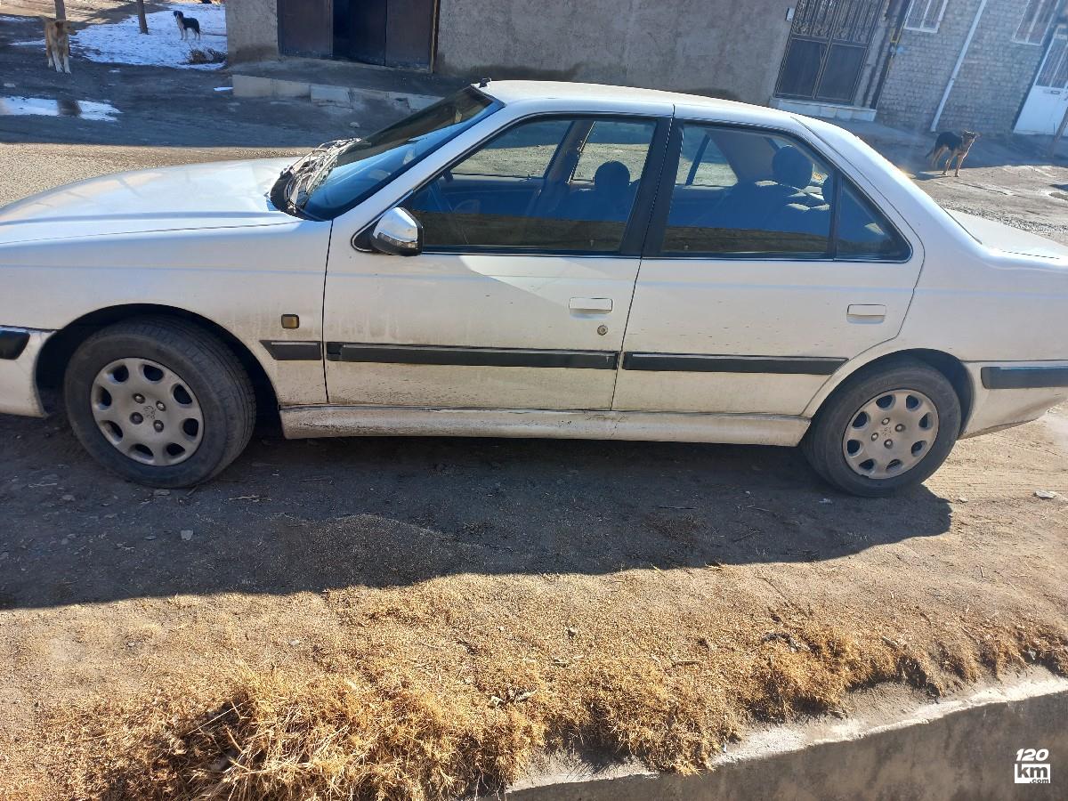 فروش پژو پارس سال ۱۳۹۳ (کم کارکرد) سفید چند لکه رنگ همدان ملایر (۲۶ دی ۱۴۰۴)