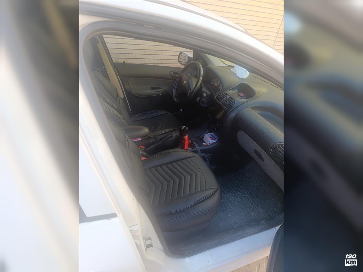 فروش پژو 206 تیپ 5 ۱۳۹۷ سفید بدون رنگ اصفهان شاهین شهر (۲۶ دی ۱۴۰۴)