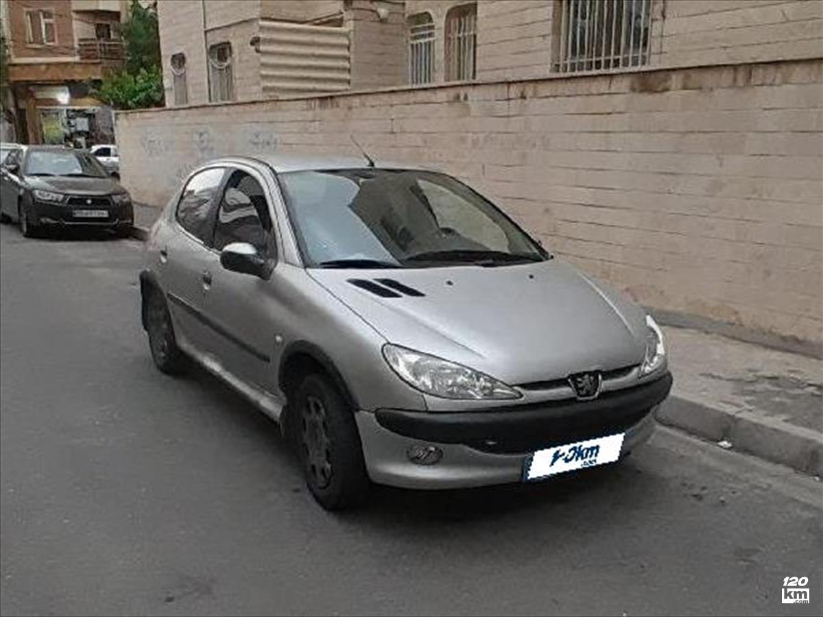 فروش پژو 206 تیپ 3 ۱۳۸۳ نقره ای چند لکه رنگ تهران باغ فیض (۲۷ دی ۱۴۰۴)