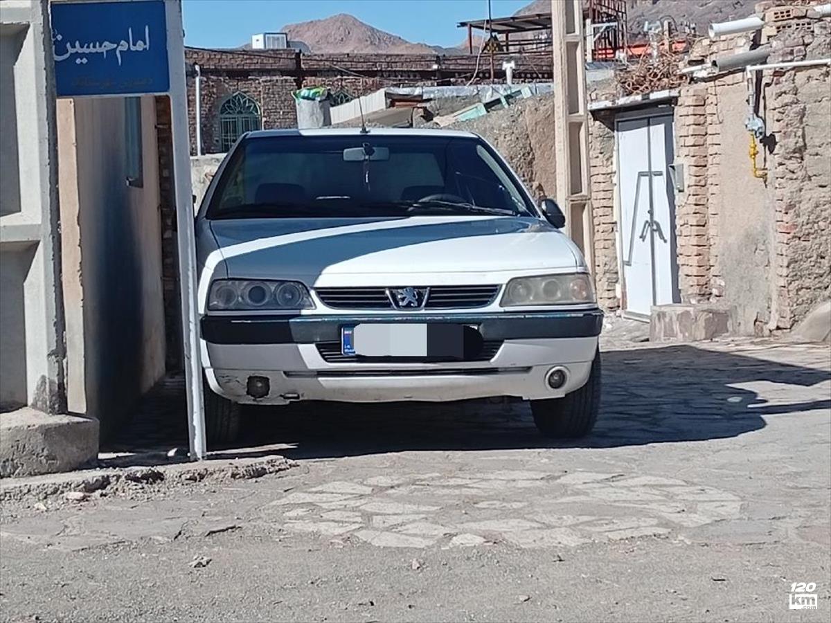 فروش پژو آر دی RDi ۱۳۸۵ دوگانه سوز سفید صدفی چند لکه رنگ مشهد ۱۷ شهریور (۲۷ دی ۱۴۰۴)