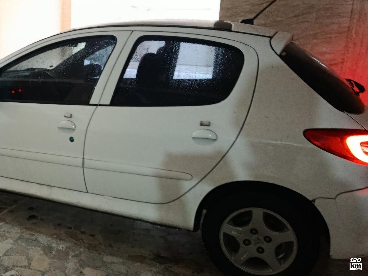 فروش پژو 207 ۱۴۰۲ سفید بدون رنگ رشت نخود چر (۲۸ دی ۱۴۰۴)