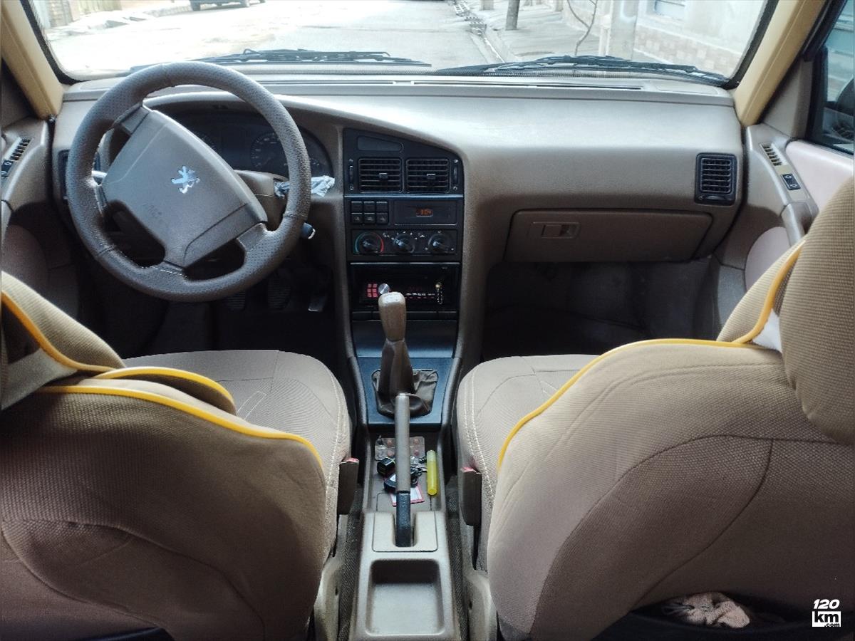 فروش پژو 405 GLX ۱۳۹۲ دوگانه سوز نقره ای چند لکه رنگ آذربایجان غربی میاندوآب (۲۸ دی ۱۴۰۴)