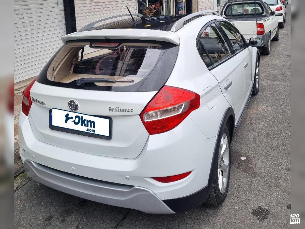 فروش برلیانس کراس C3 ۱۳۹۶ (کم کارکرد) سفید بدون رنگ مازندران تنکابن (شهسوار) (۲۹ دی ۱۴۰۴)