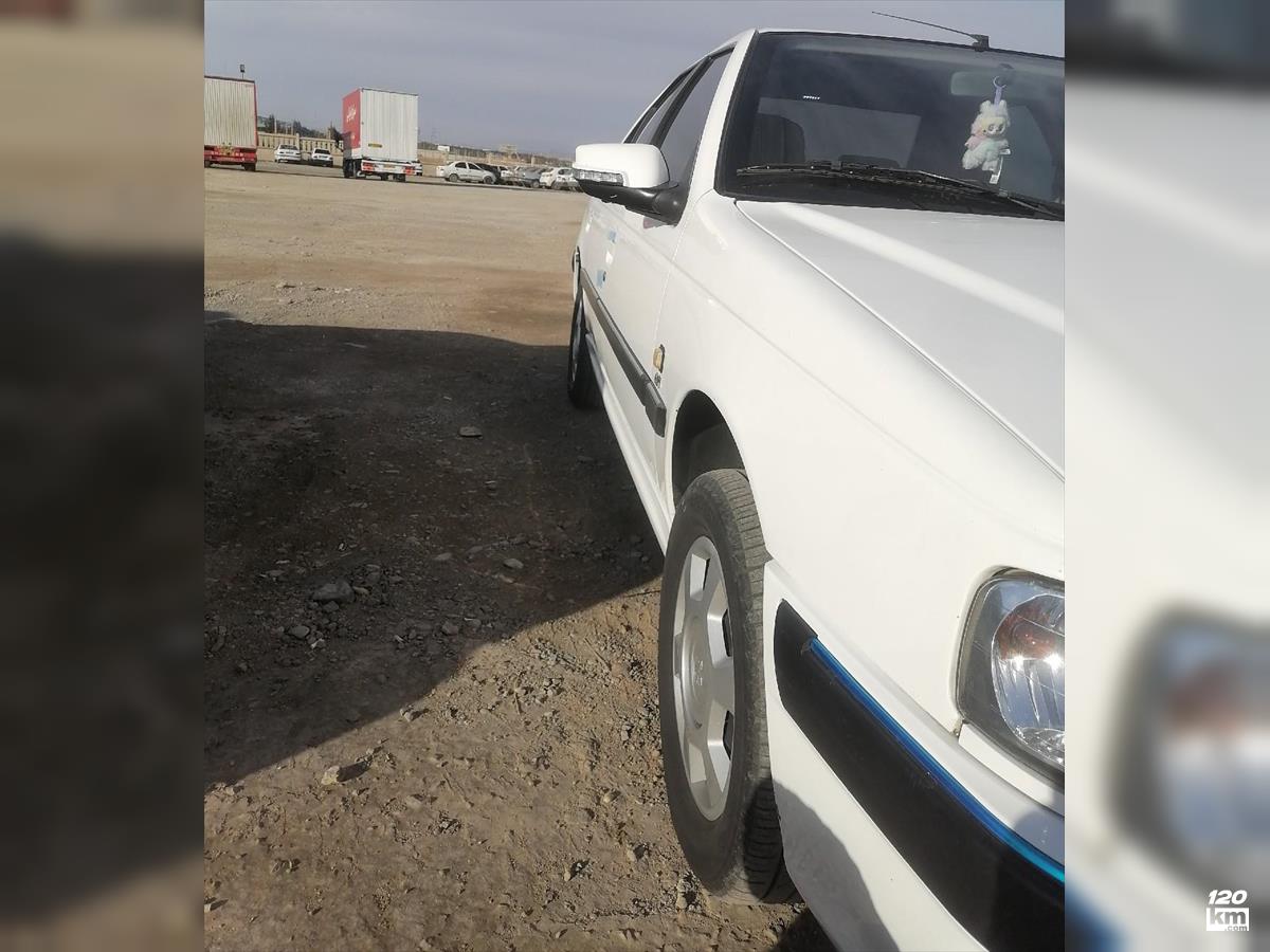 فروش پژو پارس سال ۱۳۹۹ دوگانه سوز سفید بدون رنگ قم زنبیل‌آباد (شهید صدوقی) (۲۹ دی ۱۴۰۴)