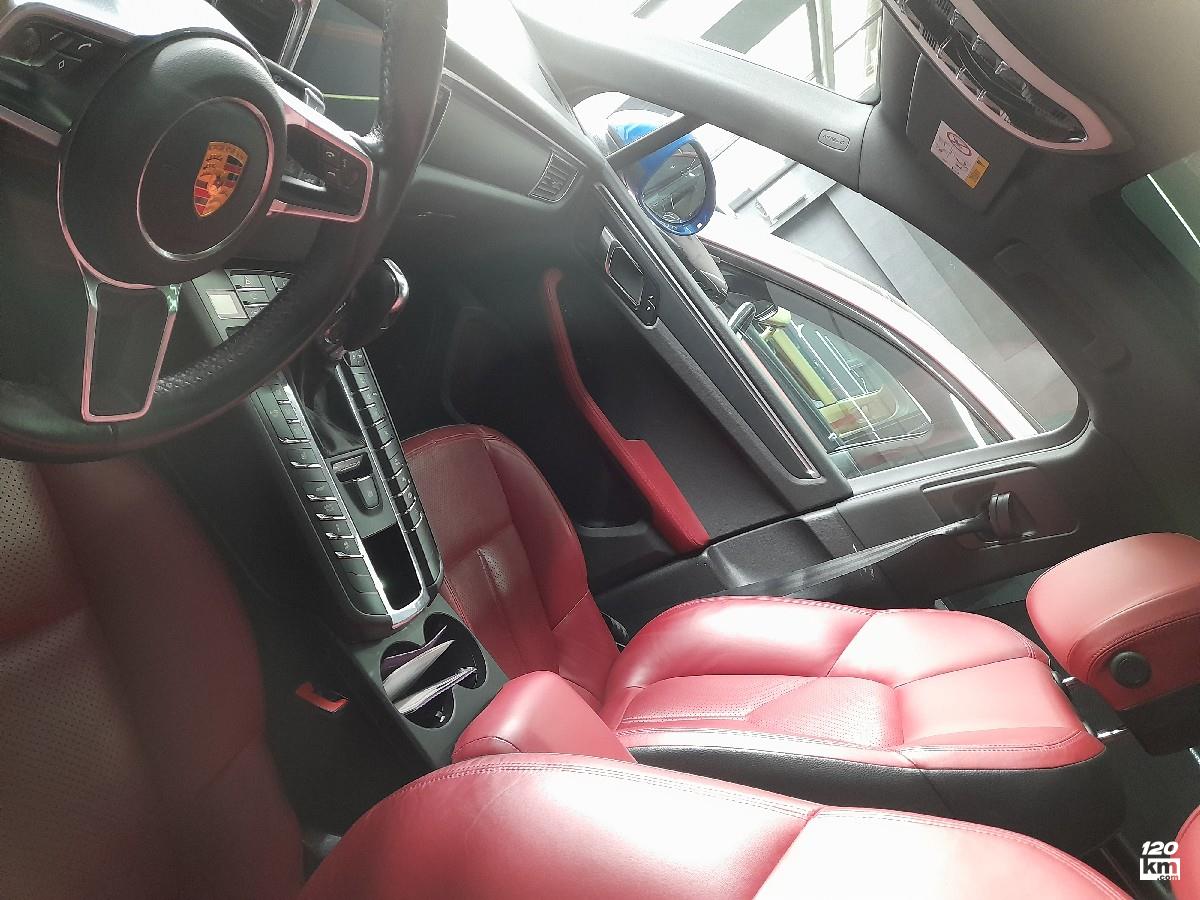 فروش پورشه ماکان توربو ۲۰۱۷ (کم کارکرد) آبی بدون رنگ تهران نعمت آباد (۳۰ دی ۱۴۰۴)