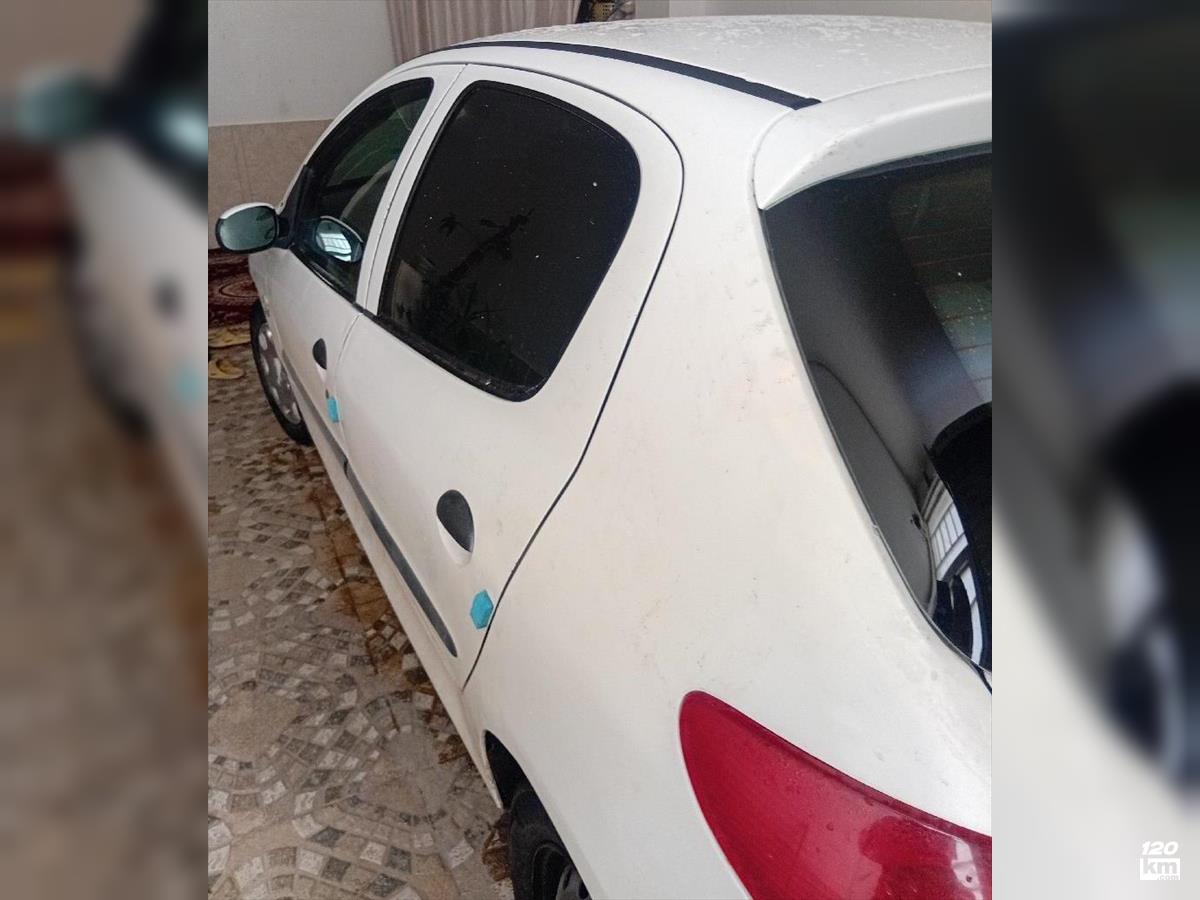 فروش پژو 206 تیپ 3 ۱۳۹۰ سفید دو لکه رنگ خراسان رضوی قوچان (۱ بهمن ۱۴۰۴)