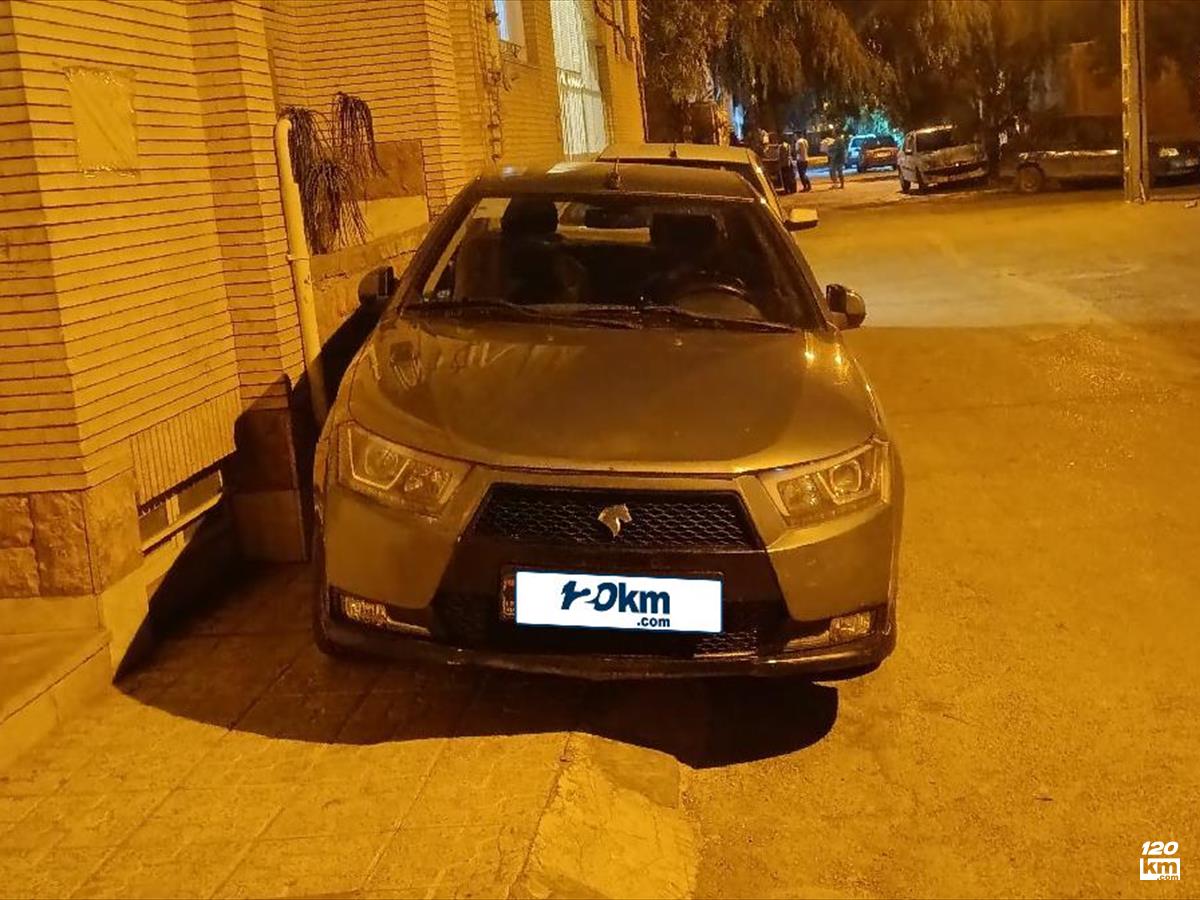 فروش دنا ۱۳۹۵ خاکستری درب تعویض کرمان شهربابک (۳ بهمن ۱۴۰۴)