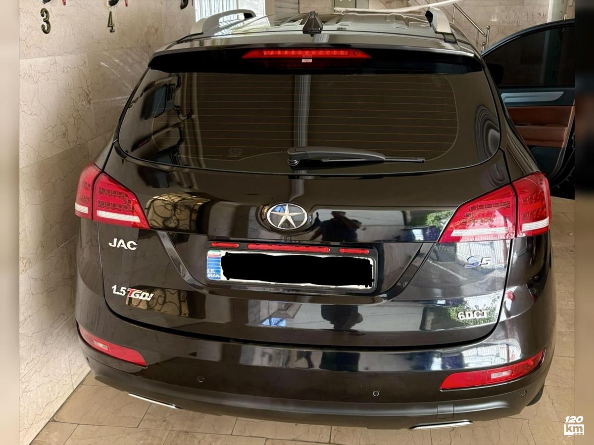 فروش جک اس 5 ۱۴۰۲ (کم کارکرد) مشکی بدون رنگ تهران آذربایجان (۳ بهمن ۱۴۰۴)