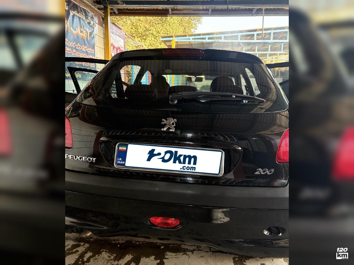 فروش پژو 206 تیپ 5 ۱۳۹۸ (کم کارکرد) مشکی دو لکه رنگ قزوین (۴ بهمن ۱۴۰۴)