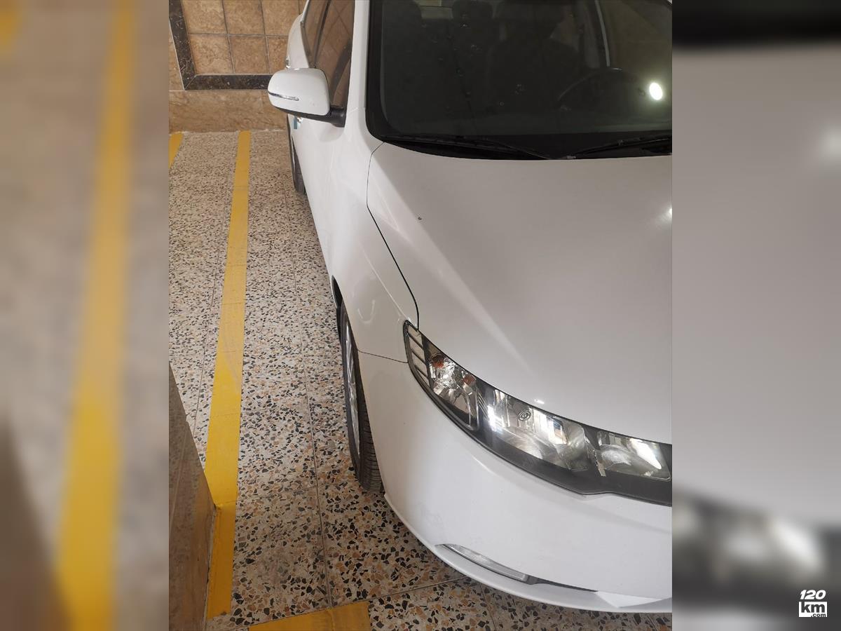 فروش کیا سراتو 2000cc ۱۳۹۵ سفید درب تعویض شیراز باغ حوض (۴ بهمن ۱۴۰۴)