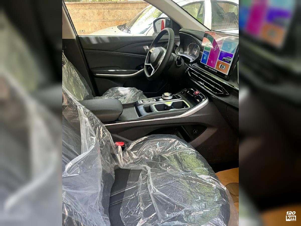 فروش کی ام سی X5 1.5 لیتر توربو ۱۴۰۴ (کم کارکرد) مشکی بدون رنگ اصفهان بزرگمهر (۴ بهمن ۱۴۰۴)