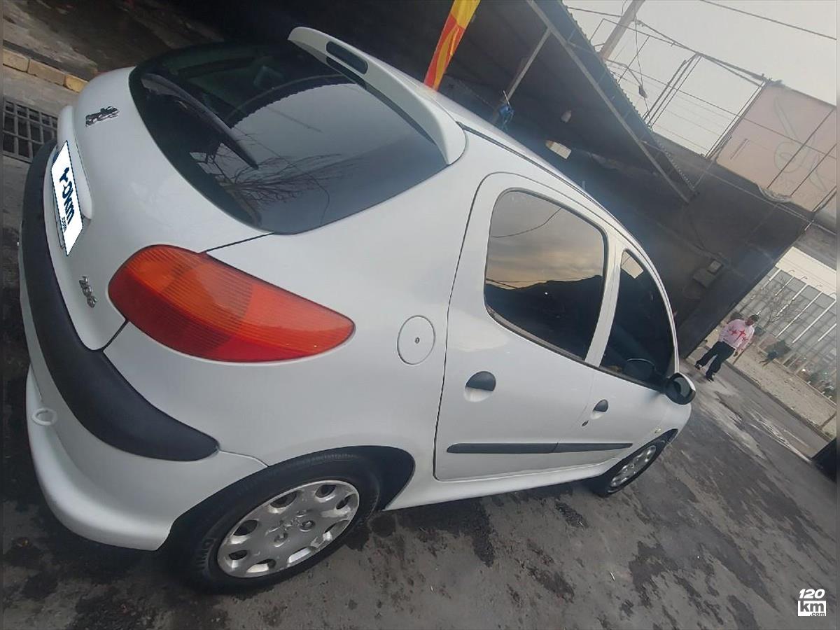 فروش پژو 206 تیپ 2 ۱۳۸۹ سفید یک لکه رنگ کرج فردیس (۴ بهمن ۱۴۰۴)