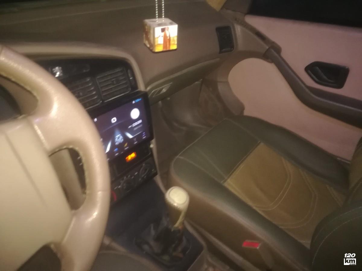 فروش پژو 405 GLX ۱۳۹۰ نقره ای یک لکه رنگ آذربایجان غربی اشنویه (۷ بهمن ۱۴۰۴)