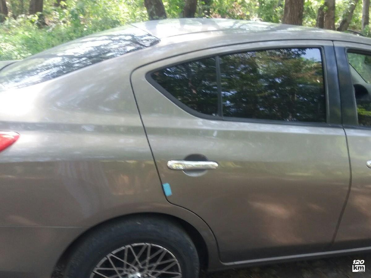 فروش نیسان سانی ۲۰۱۲ منطقه آزاد انزلی نوک مدادی بدون رنگ گیلان لنگرود (۹ بهمن ۱۴۰۴)