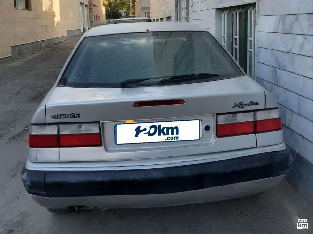 فروش سیتروئن زانتیا ۱۳۸۳ نقره ای دو لکه رنگ بیرجند (۱۰ بهمن ۱۴۰۴)