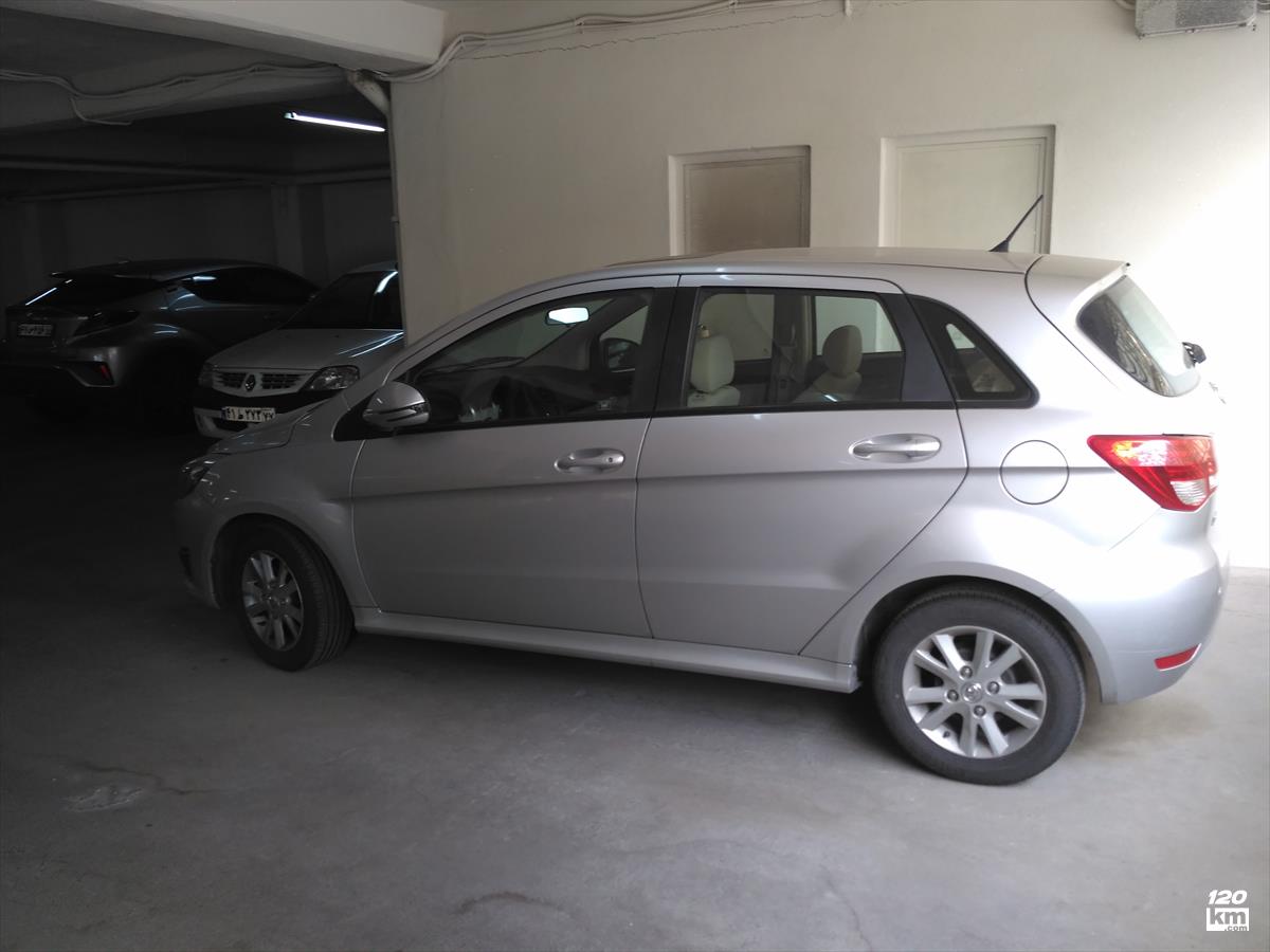 فروش بایک سابرینا هاچ بک ۱۳۹۵ (کم کارکرد) نقره ای بدون رنگ تهران سعادت آباد (۱۲ بهمن ۱۴۰۴)