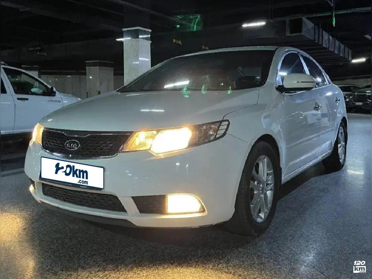 فروش کیا سراتو 2000cc ۱۳۹۶ (کم کارکرد) سفید بدون رنگ تهران دهکده المپیک (۱۳ بهمن ۱۴۰۴)