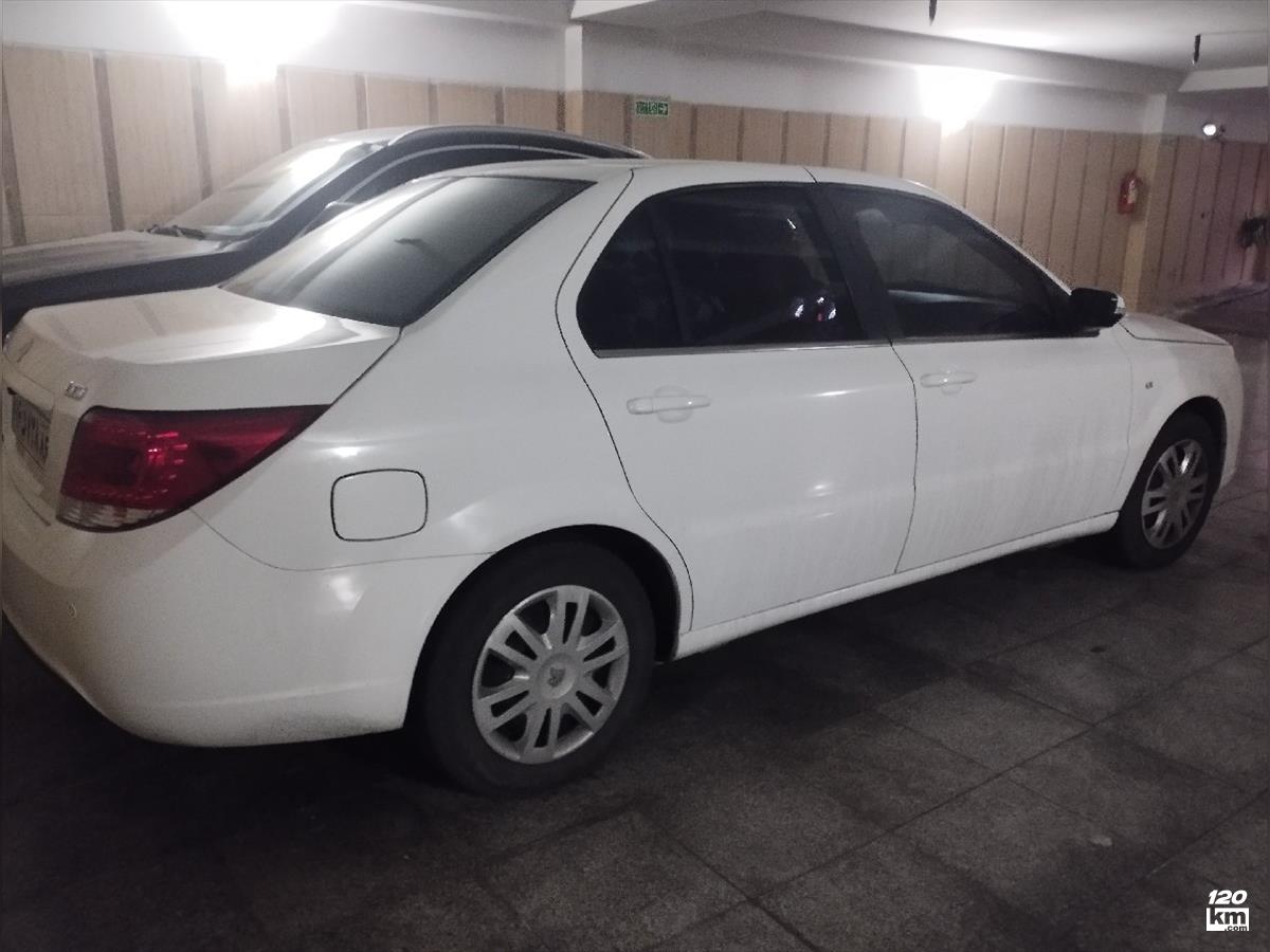 فروش دنا ۱۳۹۹ سفید بدون رنگ تهران تهرانپارس شرقی (۱۴ بهمن ۱۴۰۴)