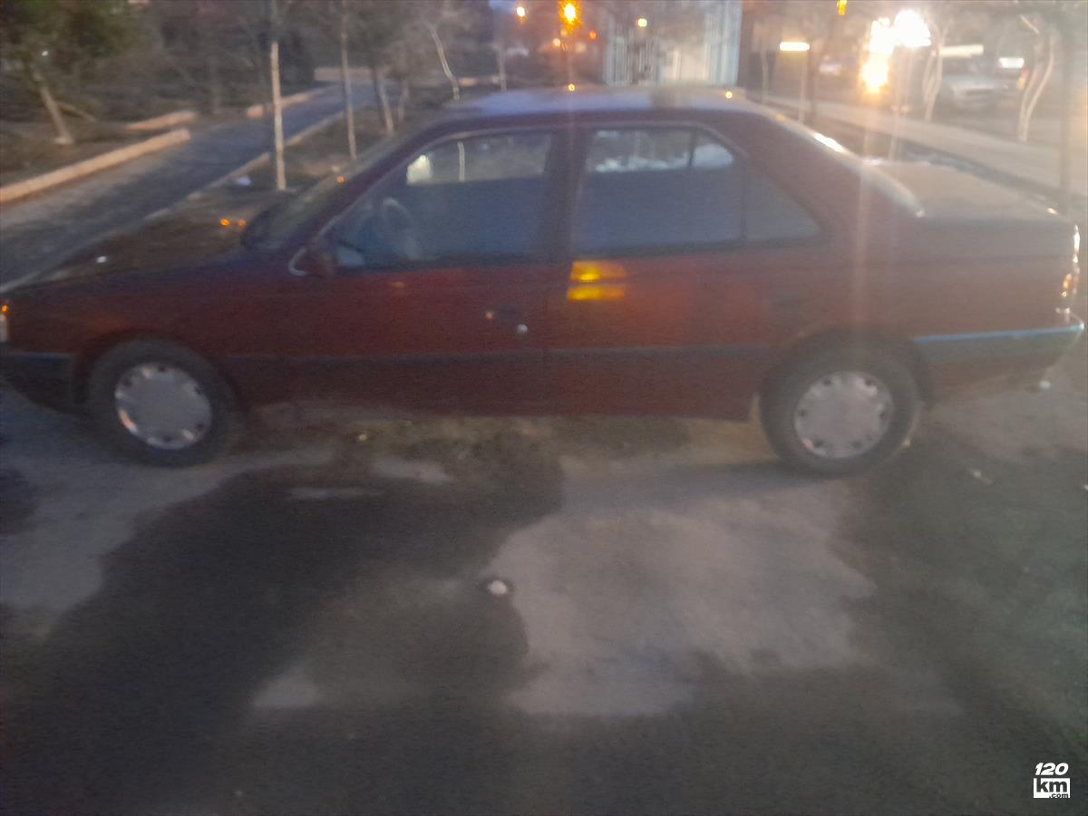 فروش پژو 405 GLX ۱۳۷۷ عنابی کامل رنگ تبریز (۱۶ بهمن ۱۴۰۴)