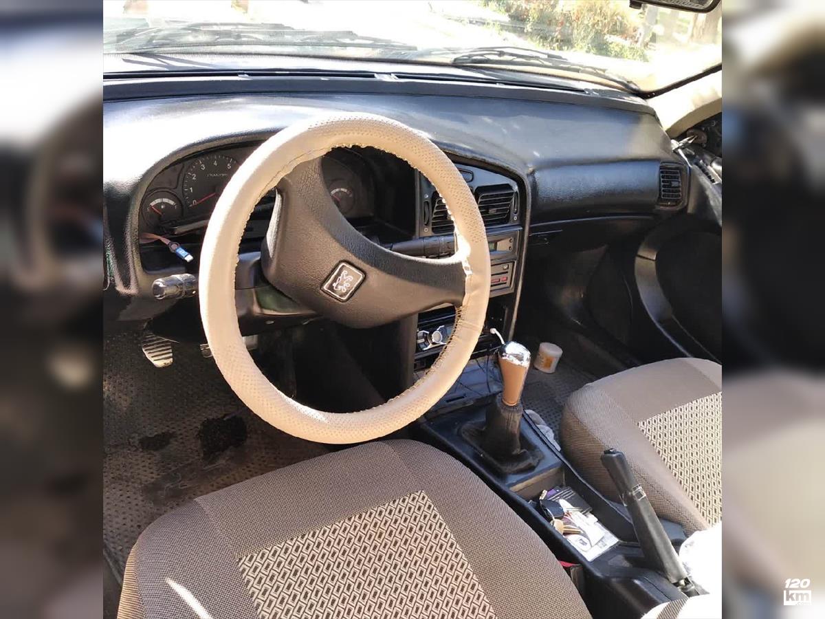 فروش پژو آر دی ۱۳۸۴ یشمی بدون رنگ اصفهان خانه اصفهان (۱۸ بهمن ۱۴۰۴)