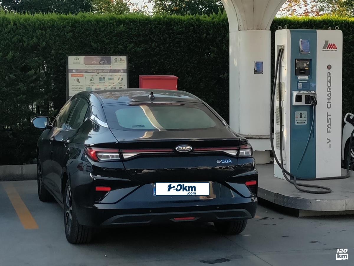 فروش کی ام سی J7 ۲۰۲۴ الکتریکی (کم کارکرد) مشکی بدون رنگ مشهد هاشمیه (۱۸ بهمن ۱۴۰۴)