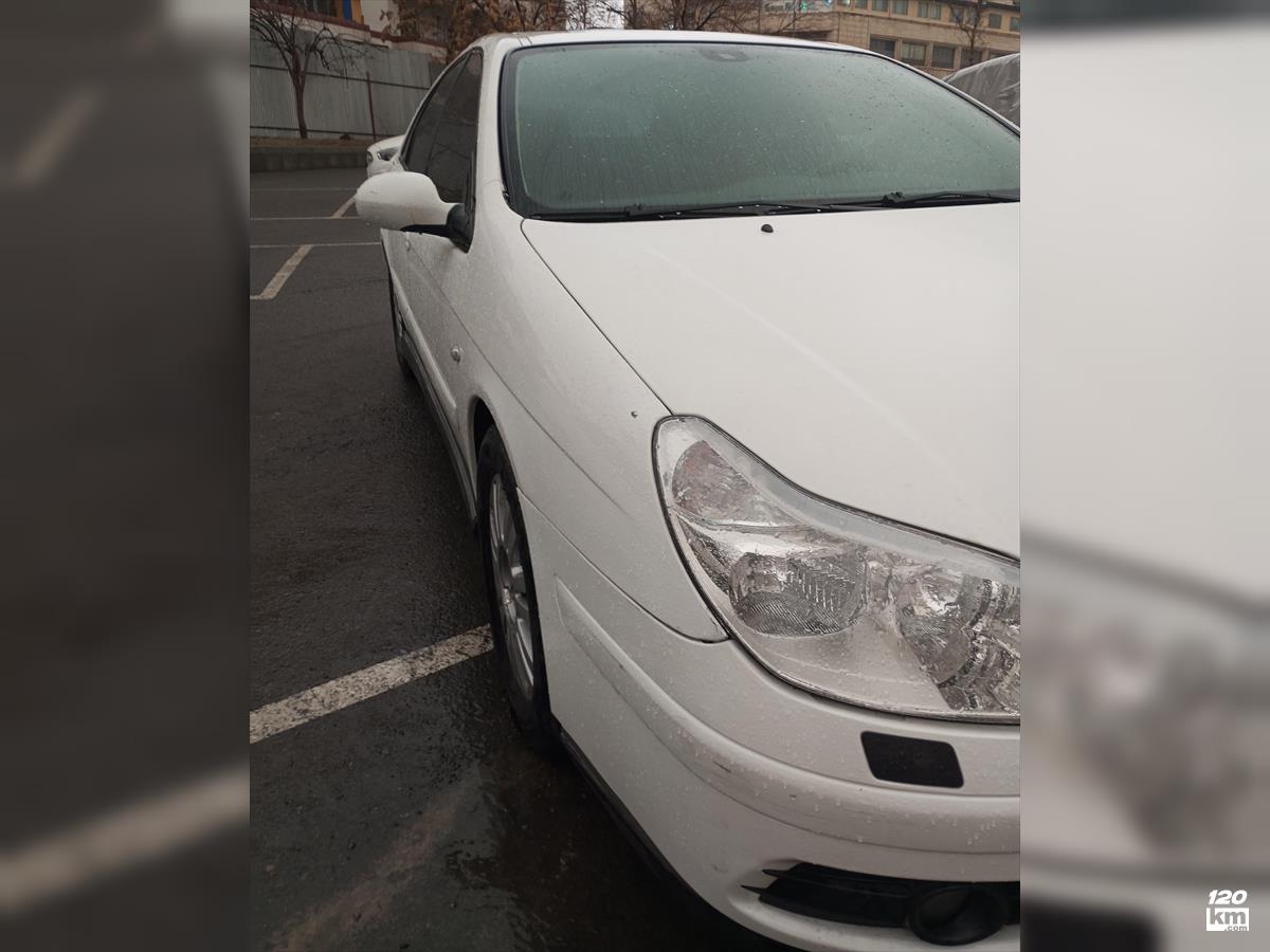 فروش سیتروئن C5 ۲۰۰۷ سفید دو لکه رنگ تهران ازگل (۱۸ بهمن ۱۴۰۴)