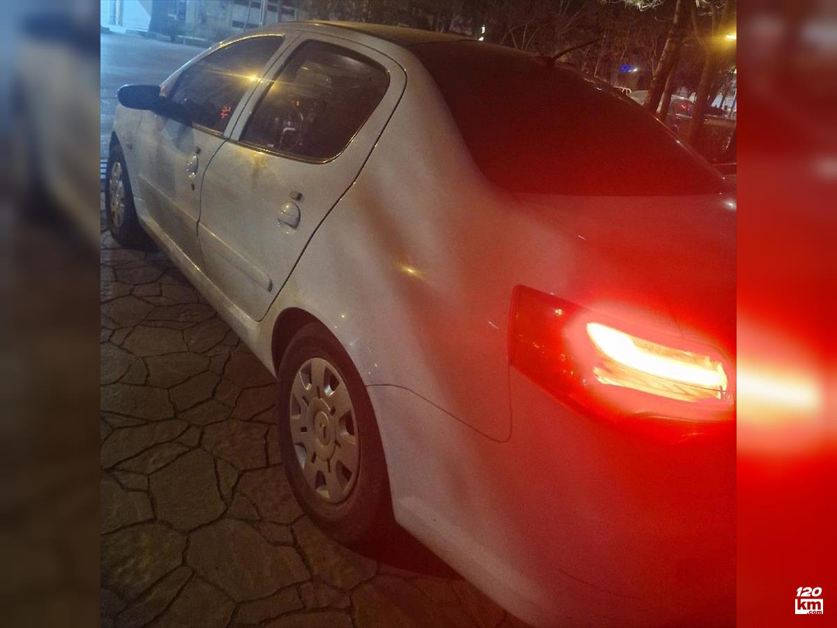 فروش رانا EL ۱۴۰۱ سفید بدون رنگ اراک (۱۹ بهمن ۱۴۰۴)