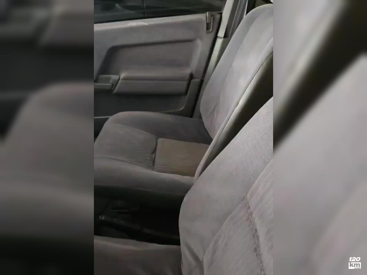 فروش رنو 21 ۱۹۹۱ (کم کارکرد) سفید بدون رنگ اصفهان پروین (۲۰ بهمن ۱۴۰۴)