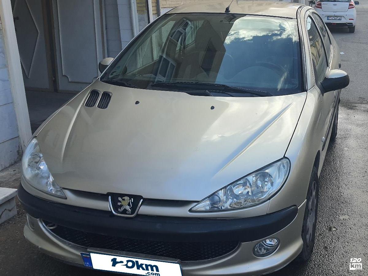 فروش پژو 206 SD V9 ۱۳۸۶ بژ درب تعویض یزد بلوار آیت الله خامنه ای (۲۰ بهمن ۱۴۰۴)