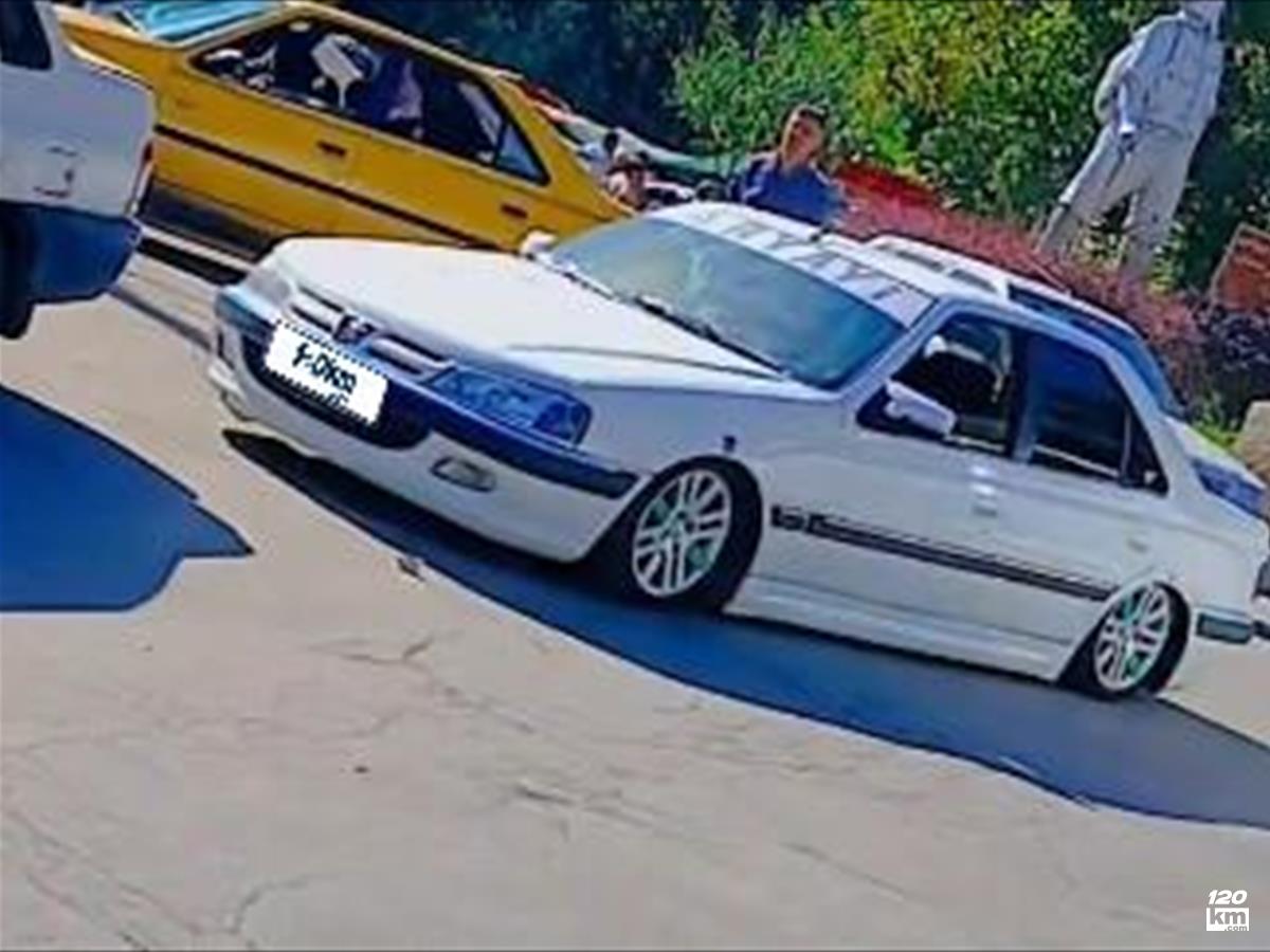 فروش پژو پارس سال ۱۳۸۴ سفید بدون رنگ کردستان قروه (۲۱ بهمن ۱۴۰۴)