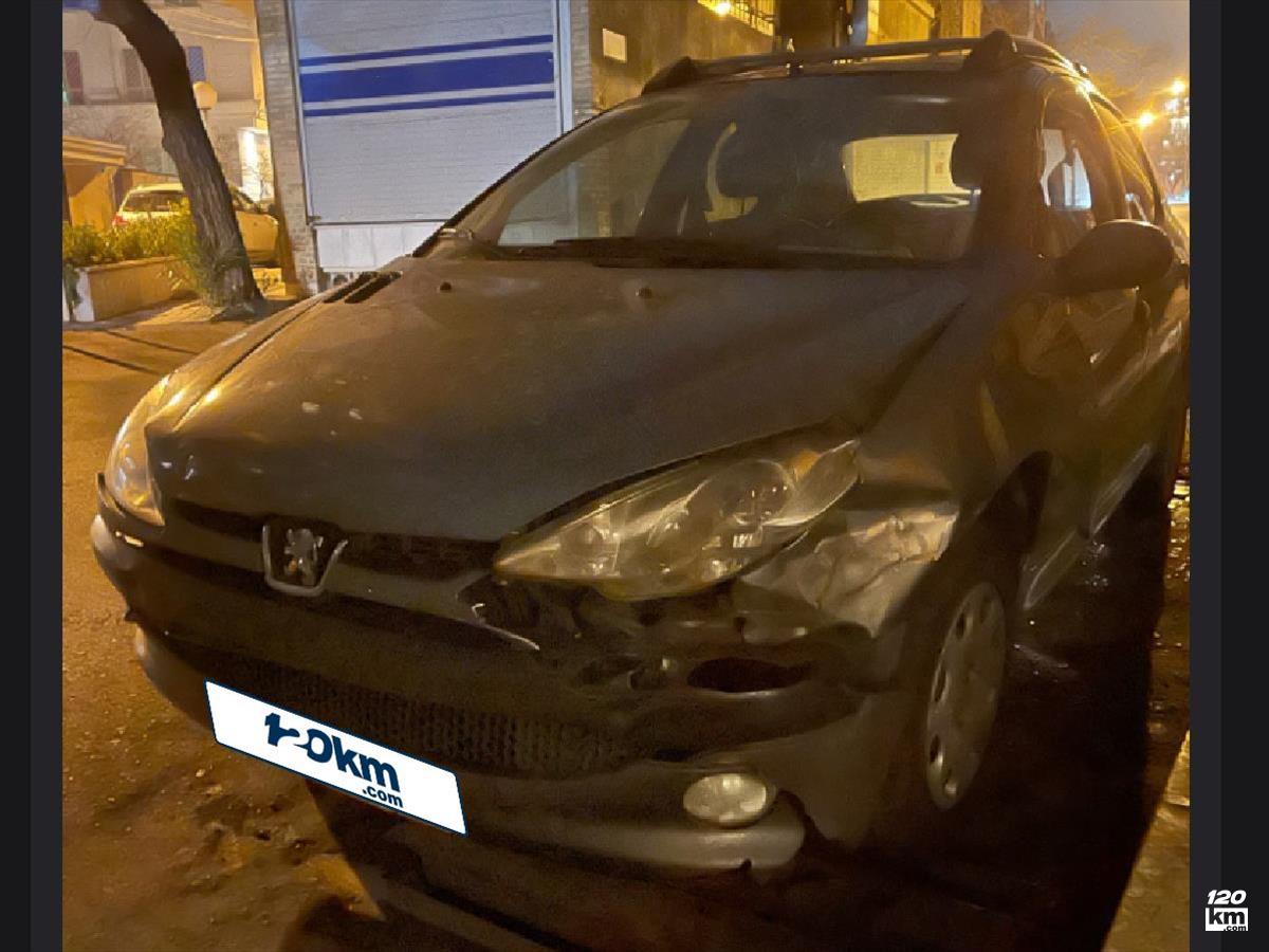 فروش پژو 206 تیپ 2 ۱۳۹۶ خاکستری گلگیر تعویض تهران دولت (۲۱ بهمن ۱۴۰۴)