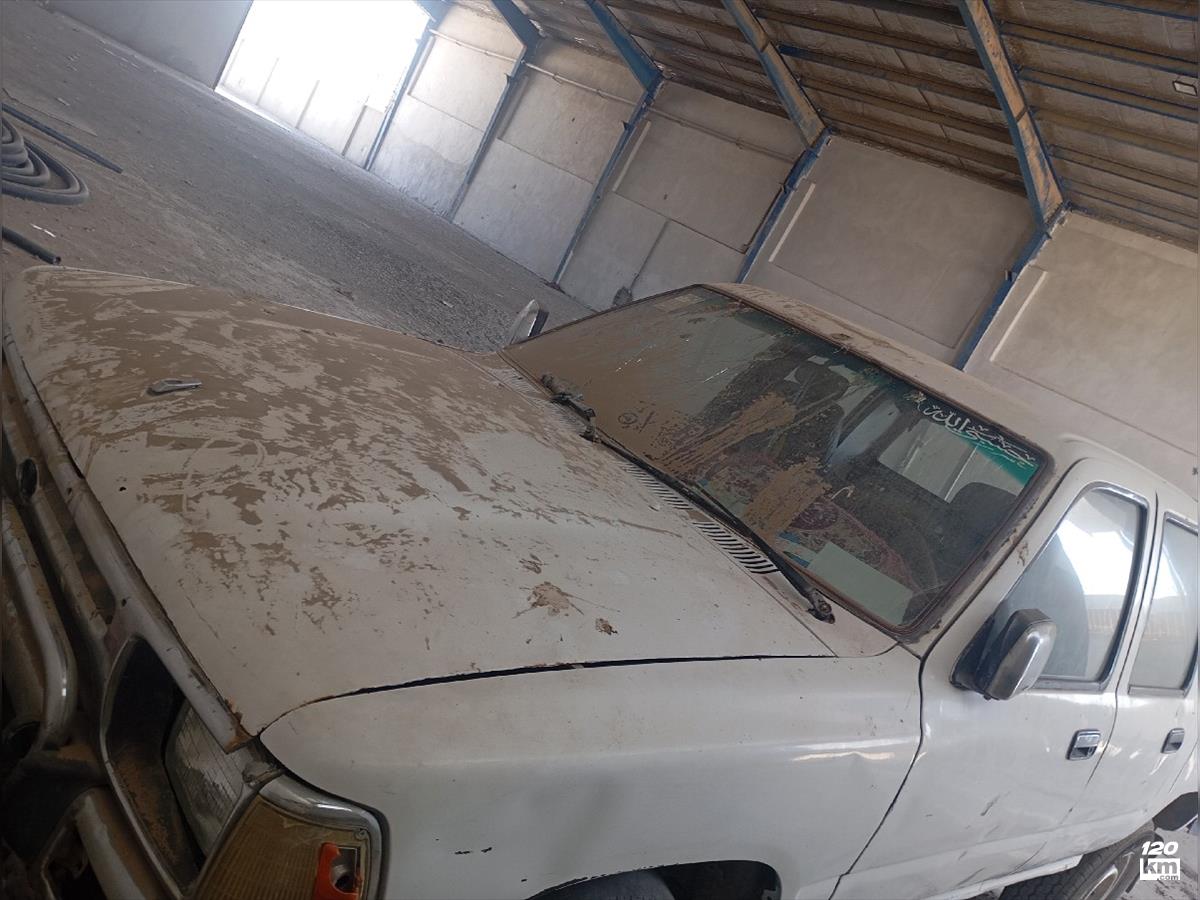 فروش تویوتا هایلوکس دو کابین ۱۳۹۰ (کم کارکرد) سفید کامل رنگ زاهدان (۲۲ بهمن ۱۴۰۴)