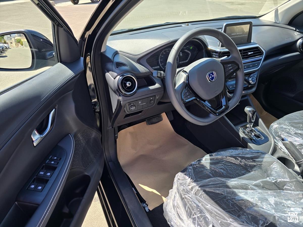 فروش فردا موتورز 511 ۱۴۰۳ (کم کارکرد) مشکی بدون رنگ شیراز همت جنوبی (۲۲ بهمن ۱۴۰۴)