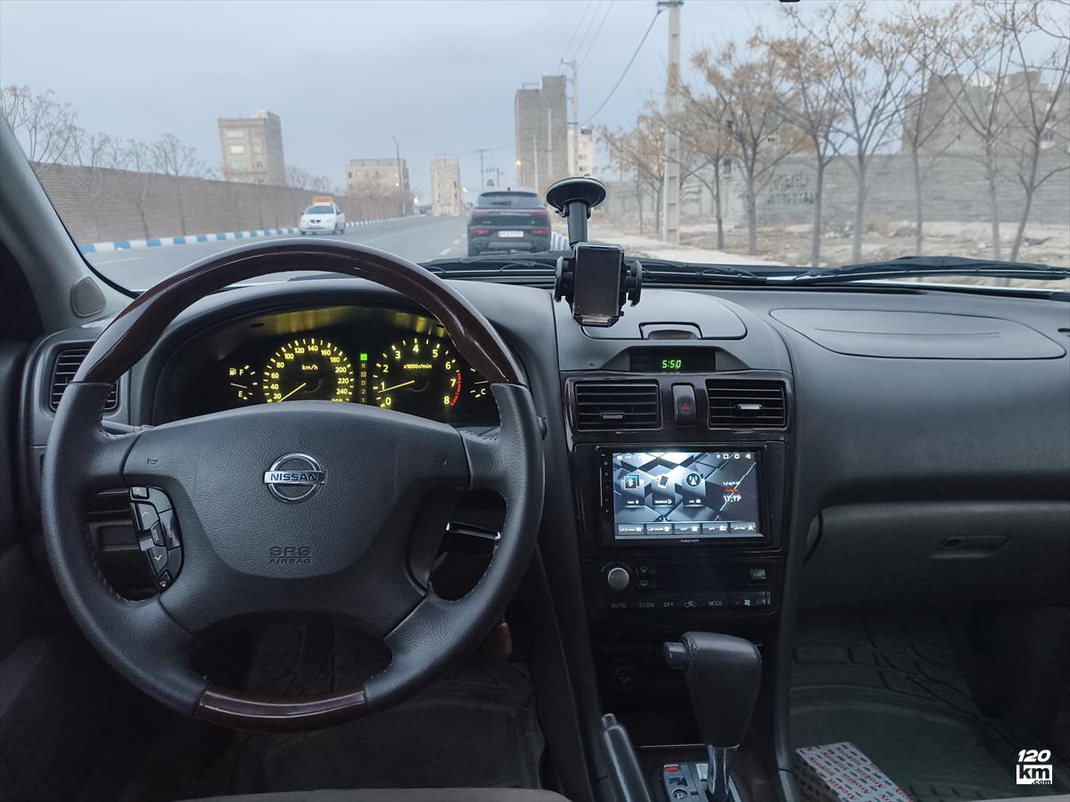 فروش نیسان ماکسیما ۱۳۸۳ سفید دو لکه رنگ تهران رباط کریم (۲۶ بهمن ۱۴۰۴)